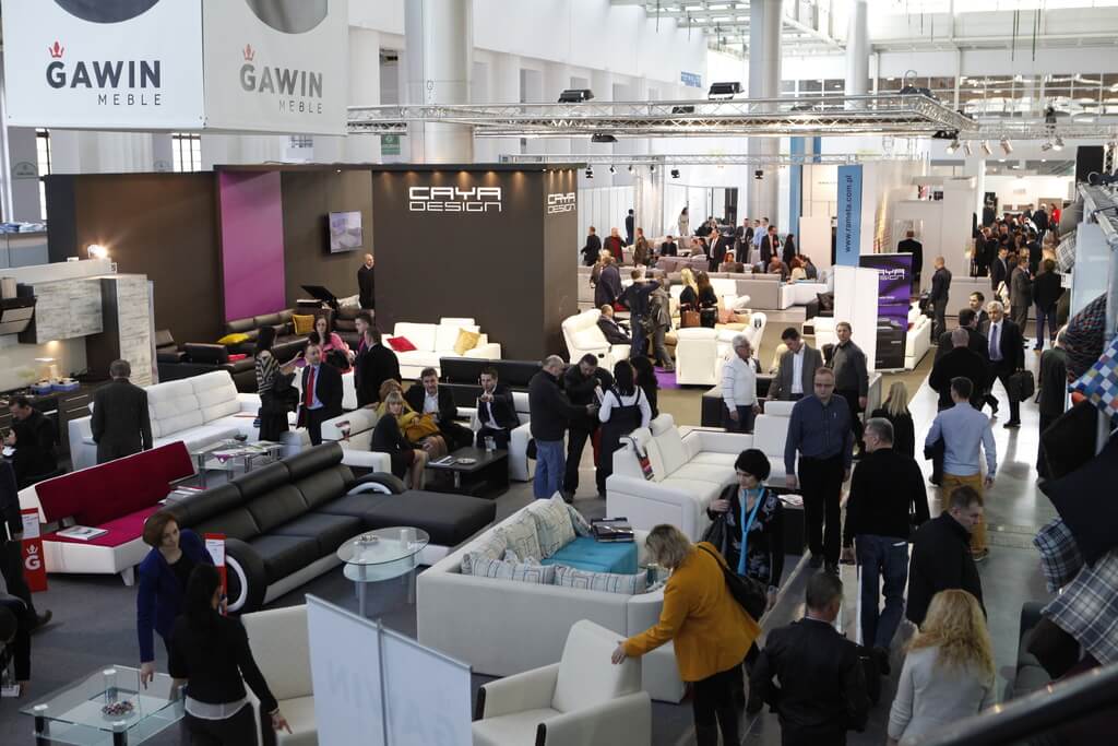 Ekspozycje wystawców targów „Meble Polska”, 2013 r.