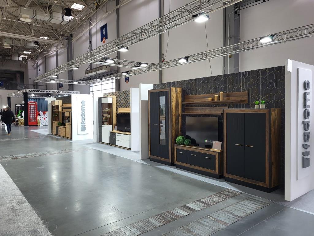 Stoisko firmy Fadome na targach Meble Polska 2023, Poznań.