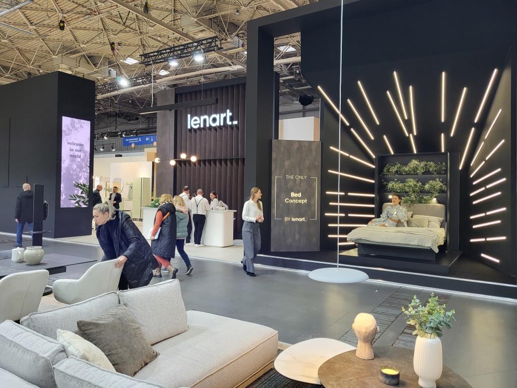 Stoisko firmy Lenart na targach Meble Polska 2023, Poznań.