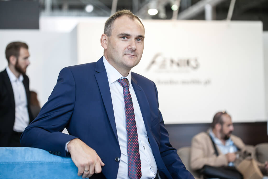 Mariusz Nierzwicki, prezes Zarządu Zakładu Produkcji Mebli Feniks.