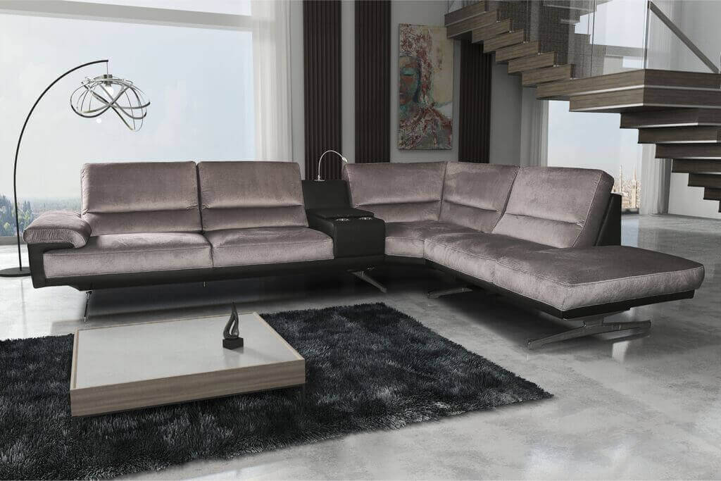 Dostępny w salonie firmy Meble Adamski w Galerii Wnętrz Domar narożnik „Piano” został stworzony z myślą o wyjątkowym komforcie.