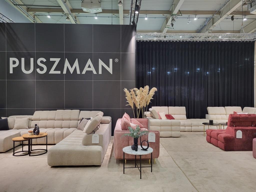 Stoisko firmy Puszman na targach Meble Polska 2023, Poznań.