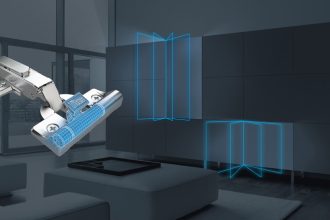 Zawias wsuwany Titus B-type i3 ze zintegrowaną amortyzacją premium,.