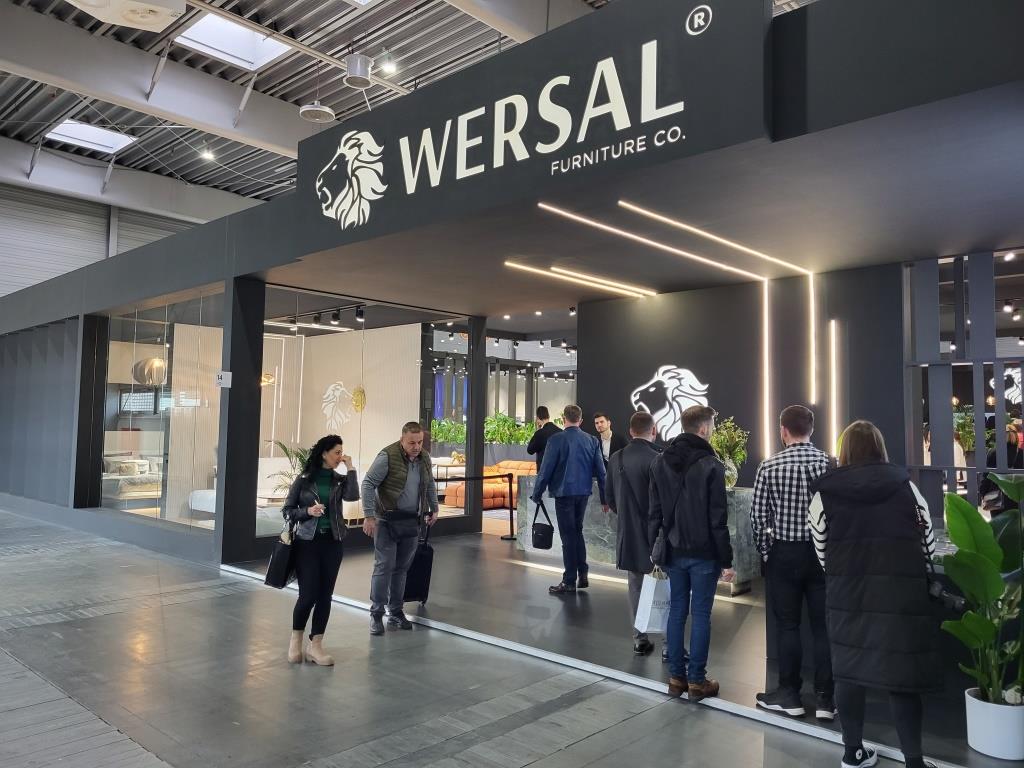 Stoisko firmy Wersal na targach Meble Polska 2023, Poznań.