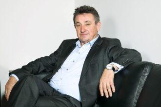 Wiesław Wajnert, właściciel i prezes Zarządu firmy Wajnert Meble.