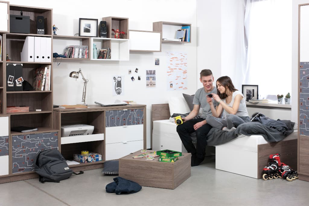 Schattdecor wraz z firmami Lenart oraz Swiss Krono zaangażował się w realizację projektów mebli młodzieżowych powstałych w ramach XVI edycji PE-P.