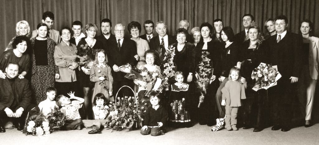 W 2003 roku zorganizowano zjazd rodzinny. Wzięło w nim udział ok. 30 osób. Uroczystości nie dożył niestety inicjator tamtej podróży i senior rodu – Adam Łokaj, ojciec Karoliny Witek.