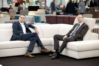 David Lhomme, prezes Zarządu i Marek Grabarz, kierownik sprzedaży w firmie Poldem.