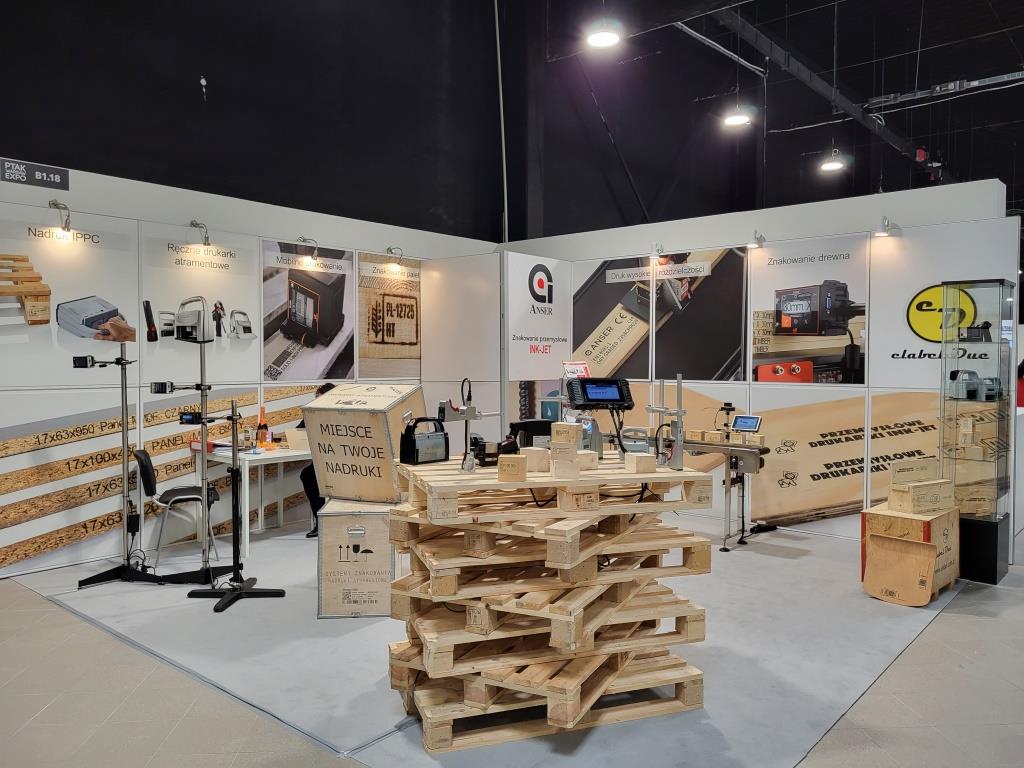 Stoisko firmy Elabel Due na targach Wood Tech Warsaw Expo, Nadarzyn, 7-9 marca 2023 r.