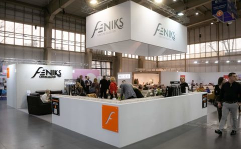 Stoisko firmy FENIKS na targach Meble Polska 2023 w Poznaniu - miesięcznik i portal informacyjny branży meblarskiej biznes.meble.pl