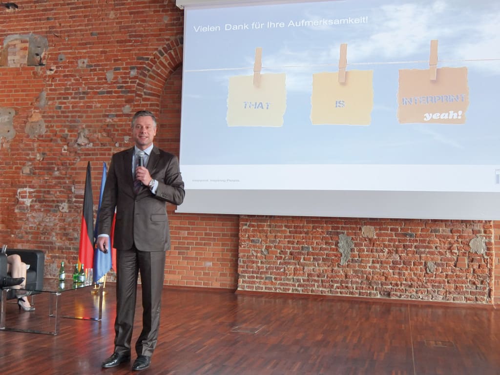 Synergia potencjału i umiejętności jest siłą, która pozwala osiągnąć wyznaczone cele i która napędza dalszy rozwój Interprint – podkreśla Frank Tyralla.