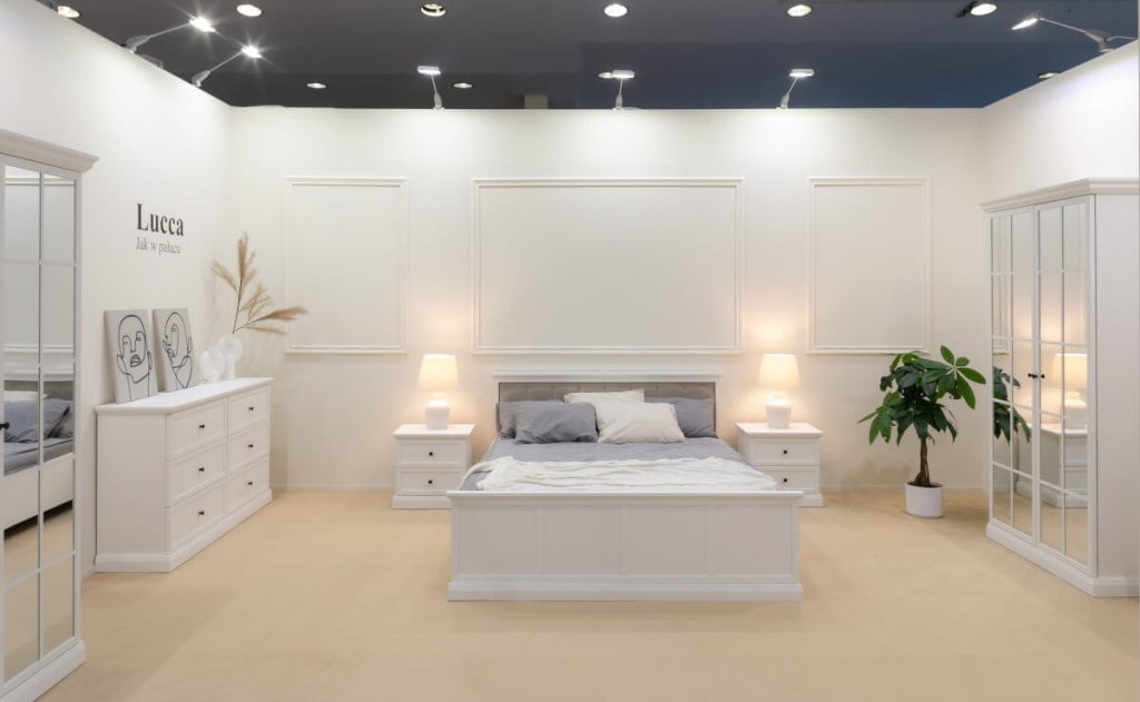 Gała Meble - sypilania Lucca na stoisku, na targach Meble Polska 2024 w Poznaniu