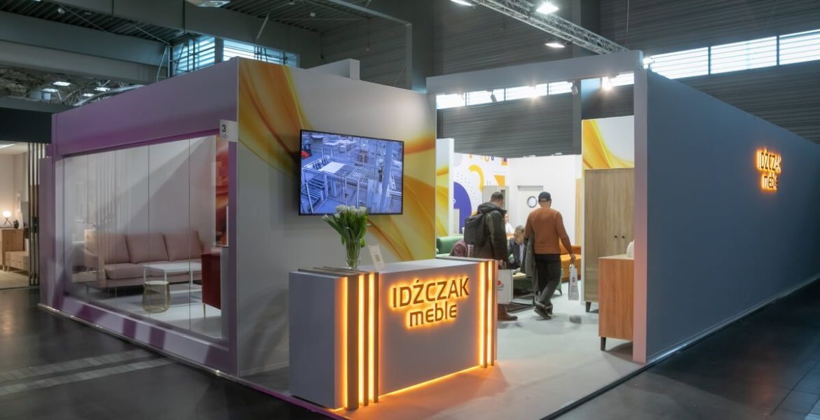 Stoisko firmy Idźczak Meble na targach Meble Polska 2023 w Poznaniu - miesięcznik i portal informacyjny branży meblarskiej biznes.meble.pl