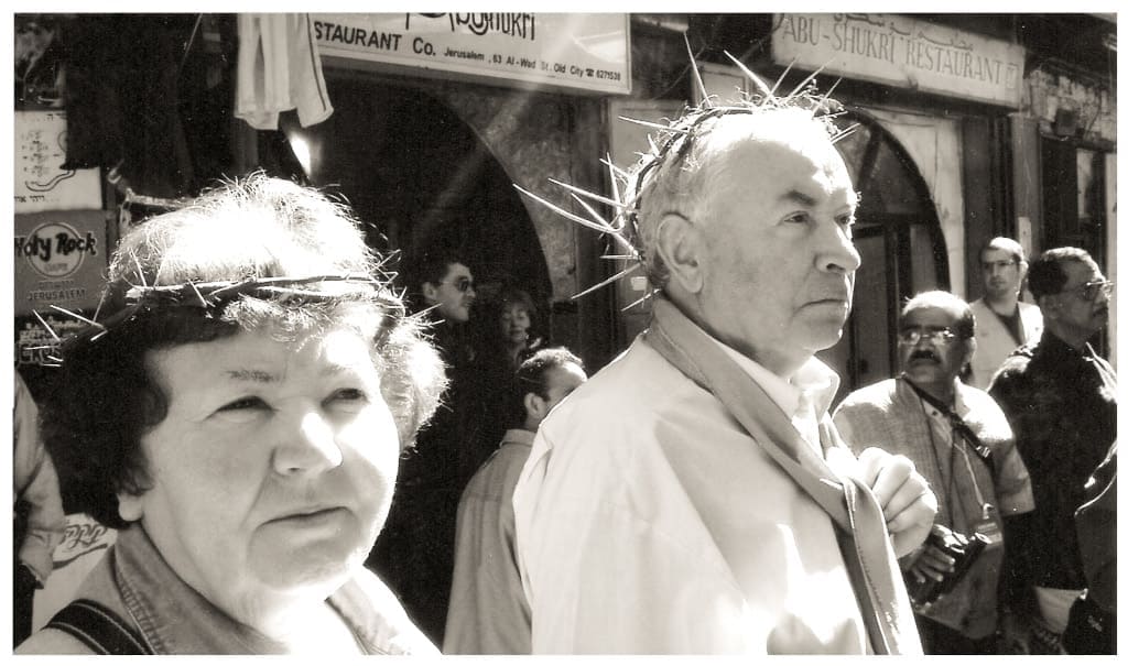 Karolina Witek nie ukrywa swej religijności. Tu wraz z mężem Franciszkiem podczas pierwszej podróży do Ziemi Świętej (1999 r.).