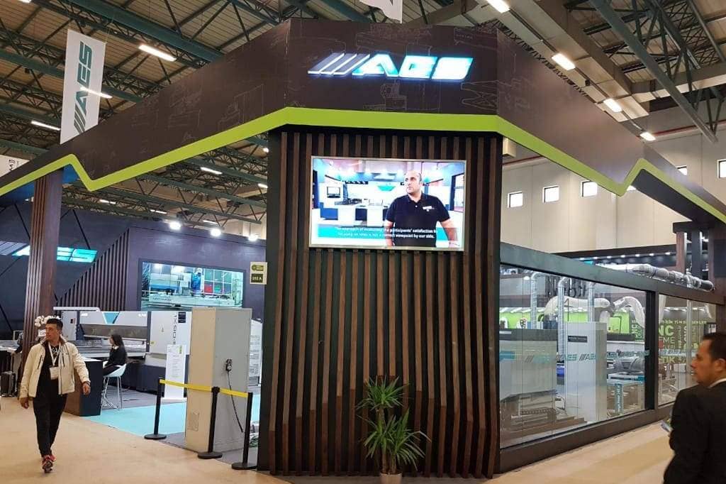 Firma KMA Maszyny oferuje m.in. ekonomiczne rozwiązania z zastosowaniem nestingu z szerokim wachlarzem opcji i mocną konstrukcją.