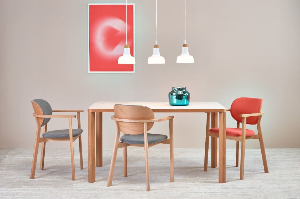 Kolekcja „Santiago II”, którą dla marki Ton zaprojektował René Šulc, to kompleksowy program do profesjonalnej lub domowej opieki nad osobami o ograniczonej sprawności ruchowej.