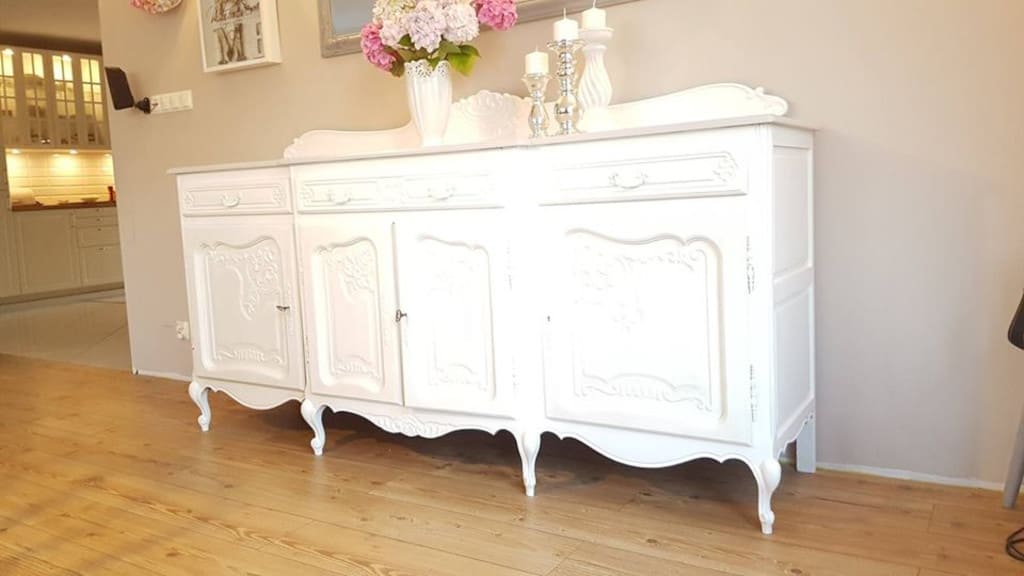 Komoda po zastosowaniu produktów Vernici.