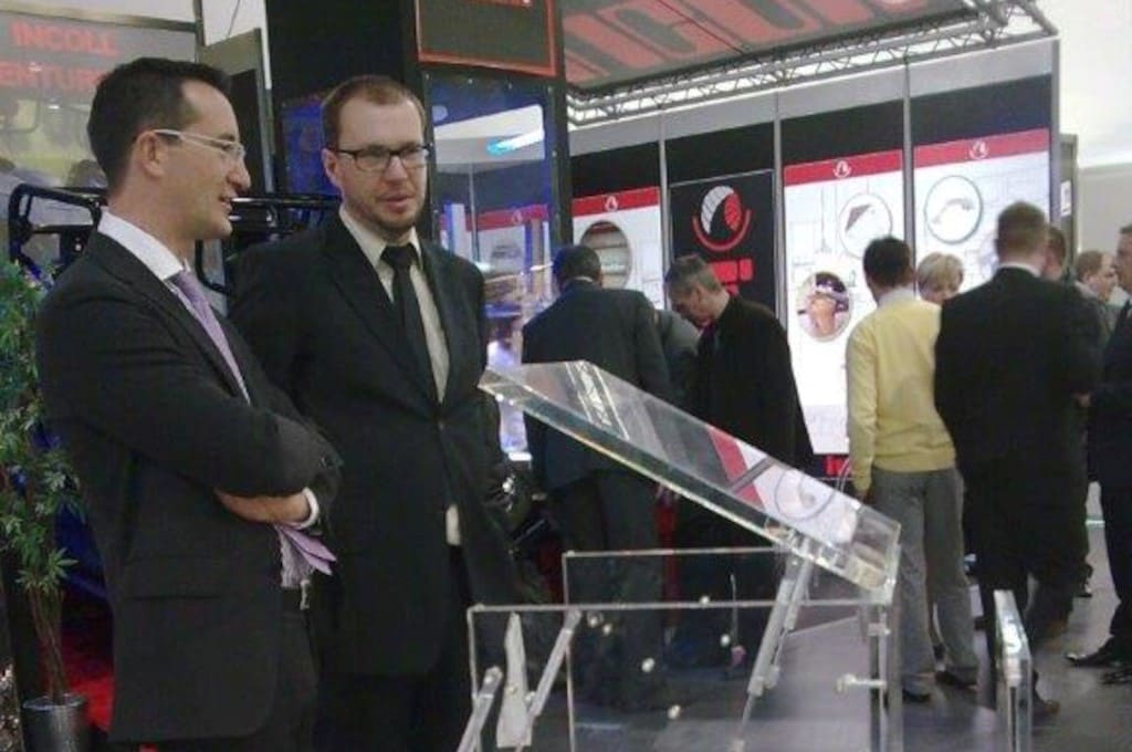 Maciej Nowicki i Piergiorgio Pagotto właściciel Vapsint, targi „Furnica 2015”.