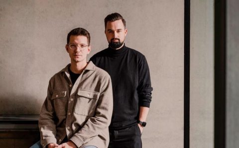 Założyciele marki noo.ma - od lewej - Cyprian Bieniarz i Damian Goliński.