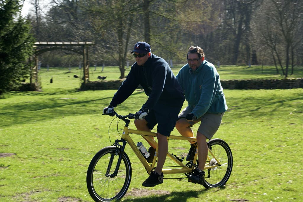 Rodzinny tandem, czyli dwa pokolenia Voelkelów. Na zdjęciu: z synem Piotrem.