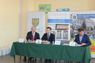 Podpisanie umowy partnerskiej pomiędzy Nestro a ZSP Nr 2 CKU Kluczbork.