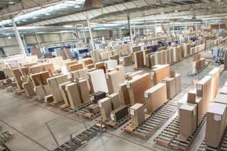 Polskie firmy z branży meblarskiej zmagają się z problemami. Eksport polskich mebli do Niemiec spadł w pierwszych trzech kwartałach 2023 r. o 6,2%.