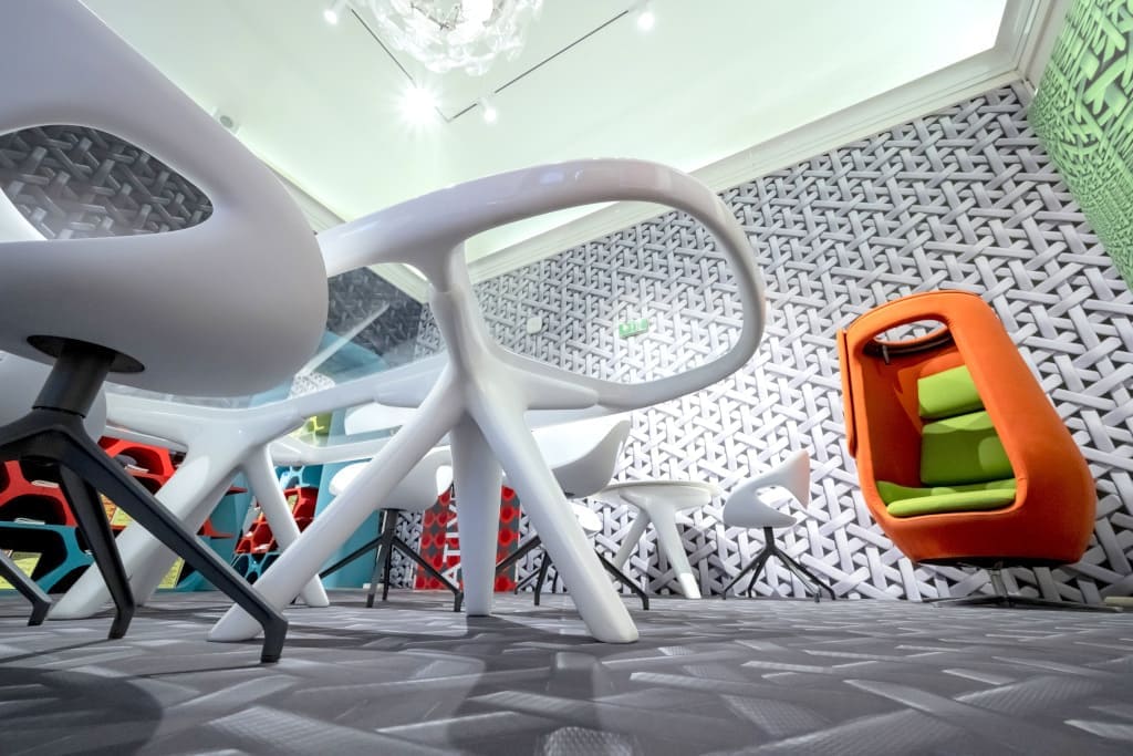 Projekt biura prasowego wydawnictwa Interni w Mediolanie z września roku 2021. Projekt. Przemysław Mac Stopa.