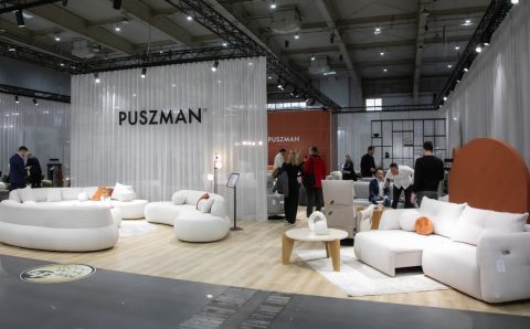 Puszman - targi Meble Polska 2024 - stoisko całe