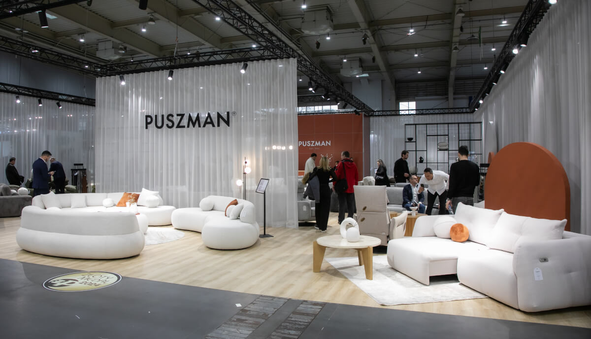 Puszman - targi Meble Polska 2024 - stoisko całe