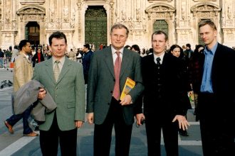 Ryszard Rychlik z współpracownikami Profim, Mediolan 2002 r.
