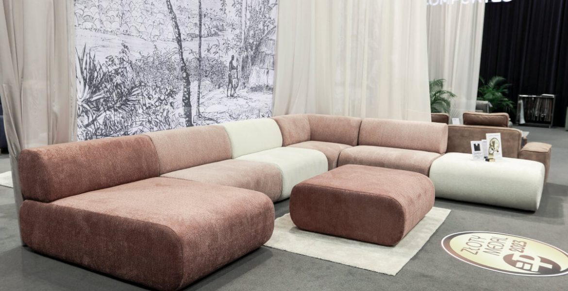 Mebel modułowy Dolce Vita nagrodzony Złotym Medalem MTP. Comforteo na Meble Polska 2023