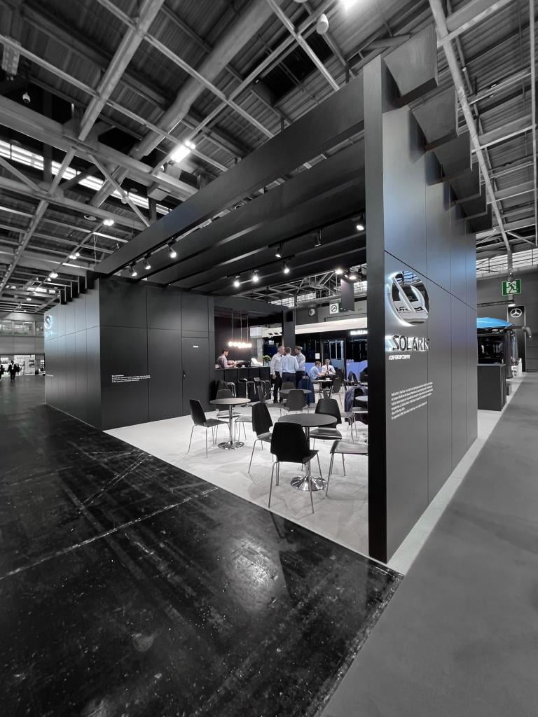 Projekt stoiska targowego Solaris Bus & Coach na European Mobility Expo w Paryżu.