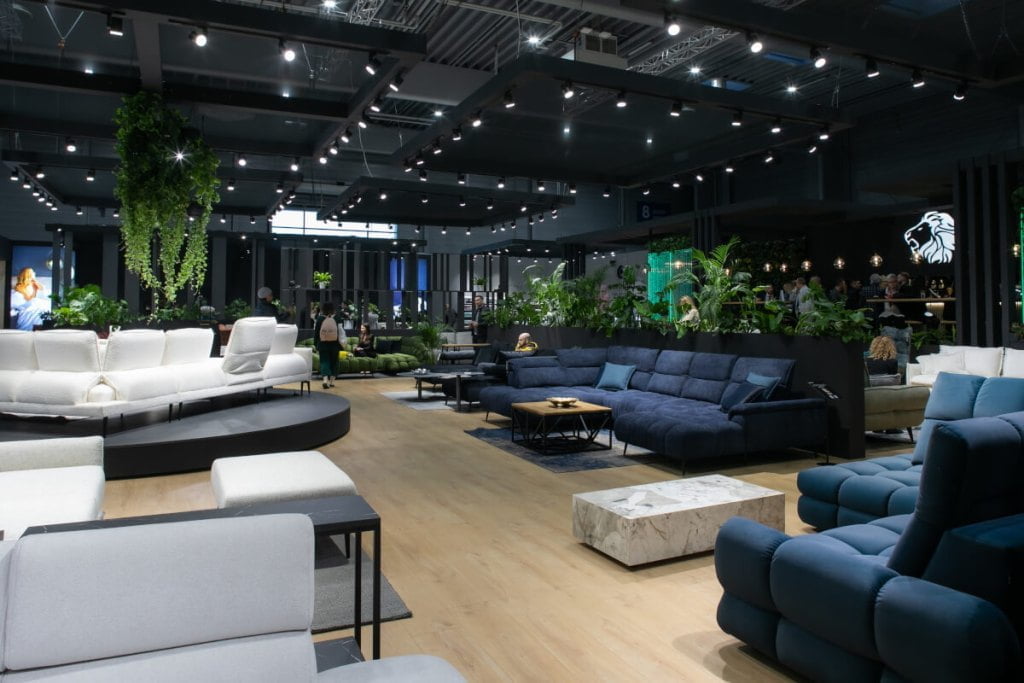 Stoisko Wersal na meble Polska 2023