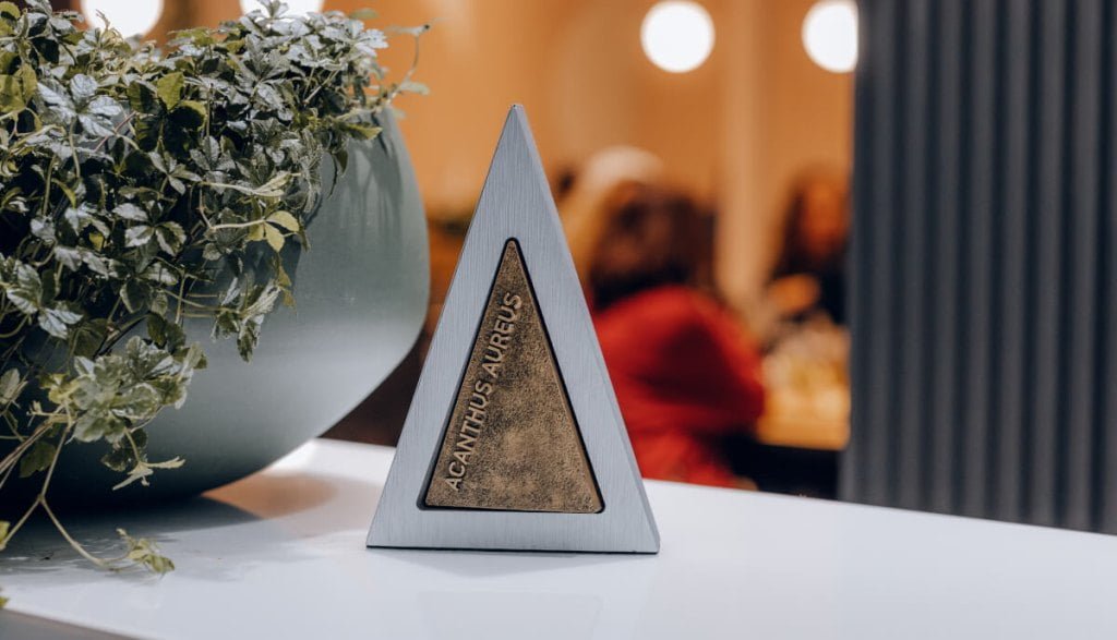 Acanthus Aureus dla Meble Wójcik na targach Meble Polska 2023.