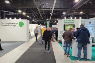 Wśród wystawców Wood Tech Warsaw Expo jest Polska Izba Gospodarcza Przemysłu Drzewnego.