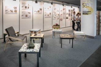 Wystawa prac studentów Wydziału Technologii Drewna Uniwersytetu Przyrodniczego w Poznaniu w pawilonie 6, podczas targów „Drema” (11-14 września 2018 r.).