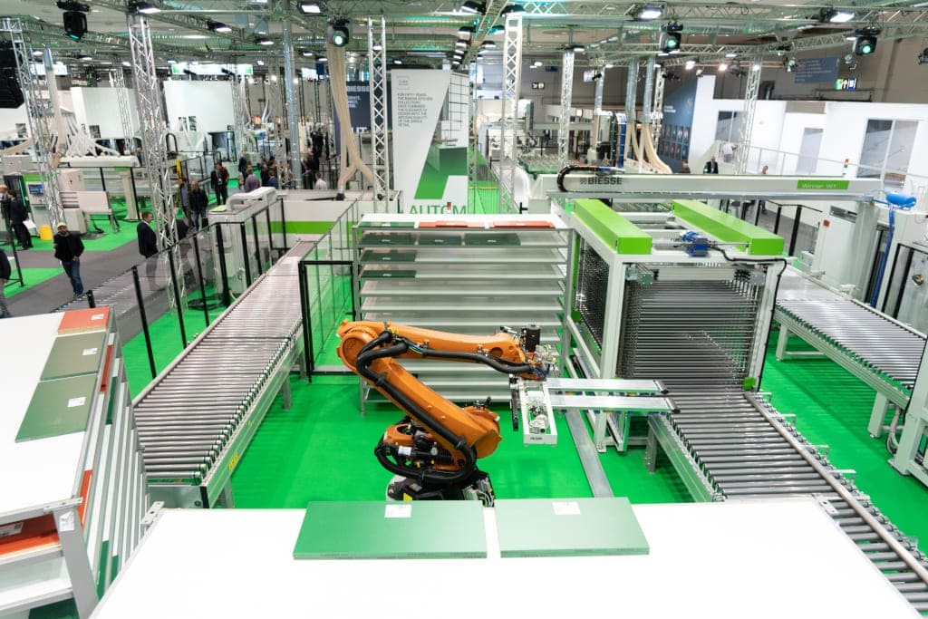 Zautomatyzowana linia technologiczna Biesse z ROS (Robotically Operated System).
