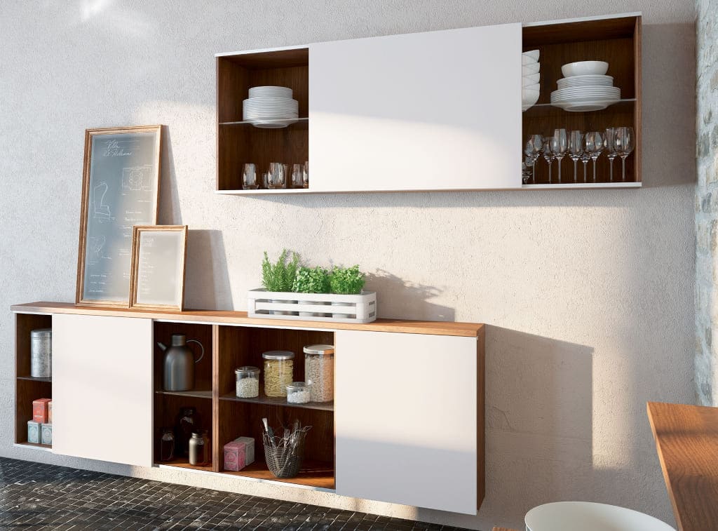 Amortyzacja „Silent System” Hettich wyhamowuje drzwi w kierunku zamykania, otwierania oraz w kierunku kolizji, zapobiegając uderzaniu ich o siebie.