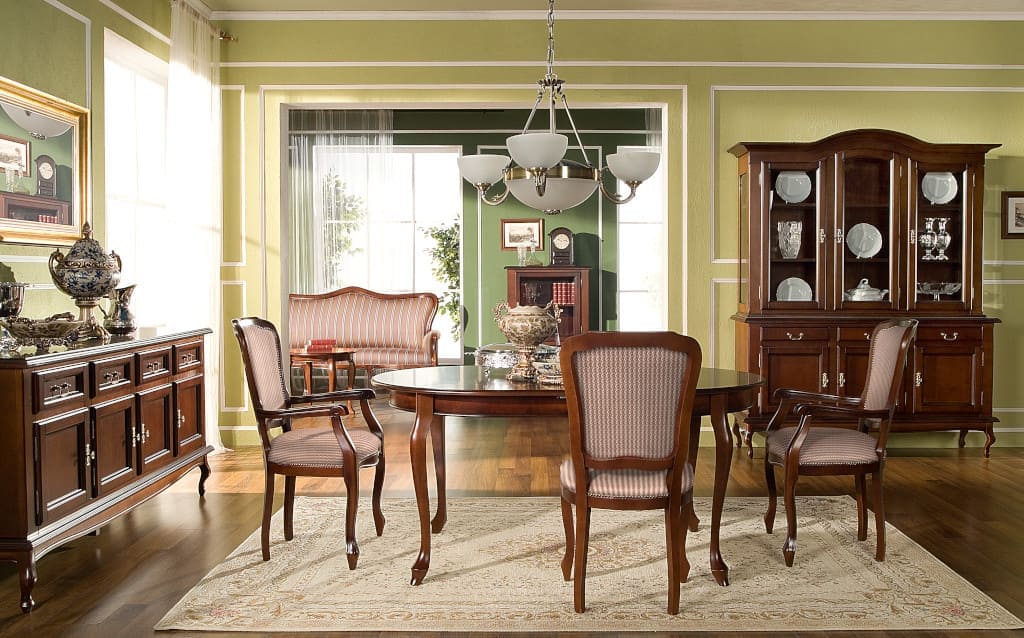 Jadalnia „Veneziana” marki Novelle Home Couture jest sentymentalna, ale nie banalna. Lekka i zwiewna, ale trwała. To powaga klasyki z nutą arystokratycznej finezji.