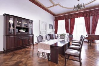 Jadalnia „Wiktoria” firmy Mebin to ekskluzywne meble dla użytkownika o wysmakowanym guście.