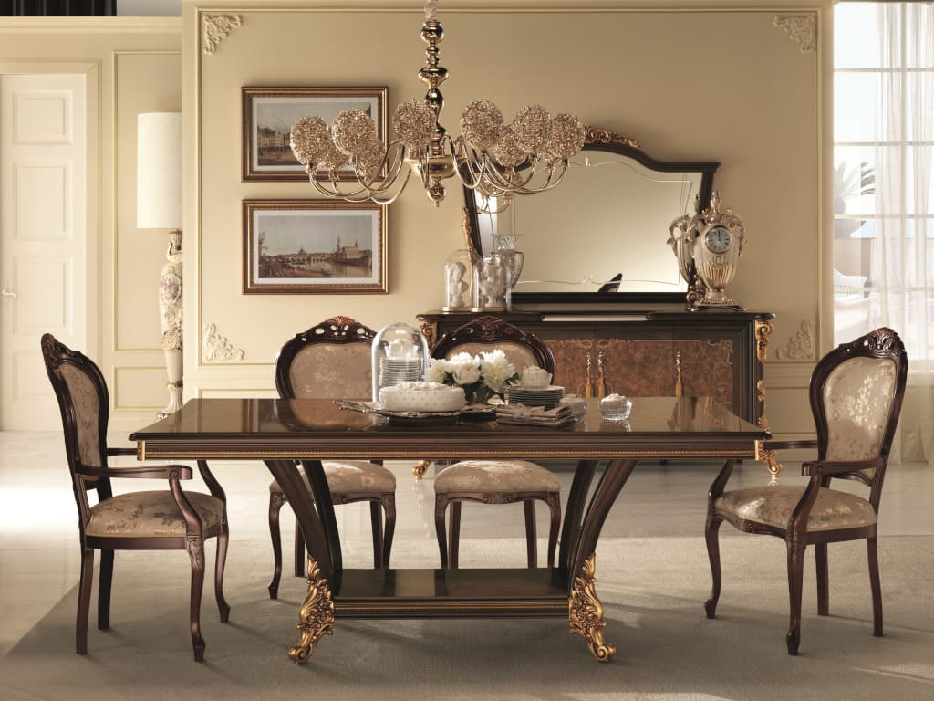 Kolekcja „Sinfonia” z oferty firmy Rad-Pol dostępna jest w kolorze średni orzech z wysokim połyskiem.