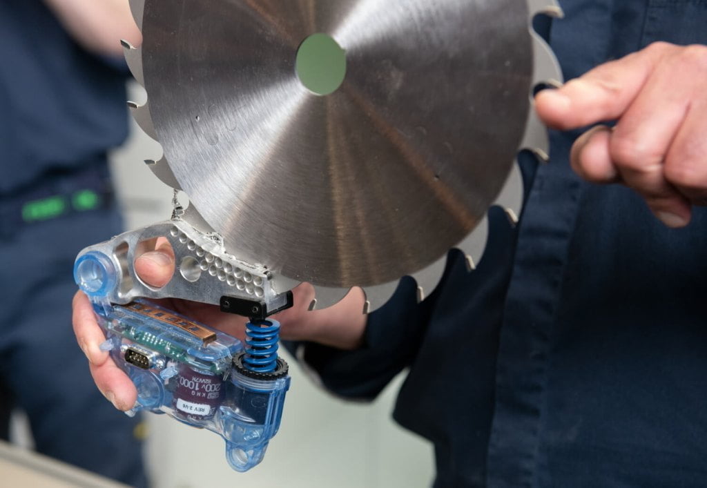 Targi LIGNA - piła tarczowa - miesięcznik i portal informacyjny branży meblarskiej biznes.meble.pl