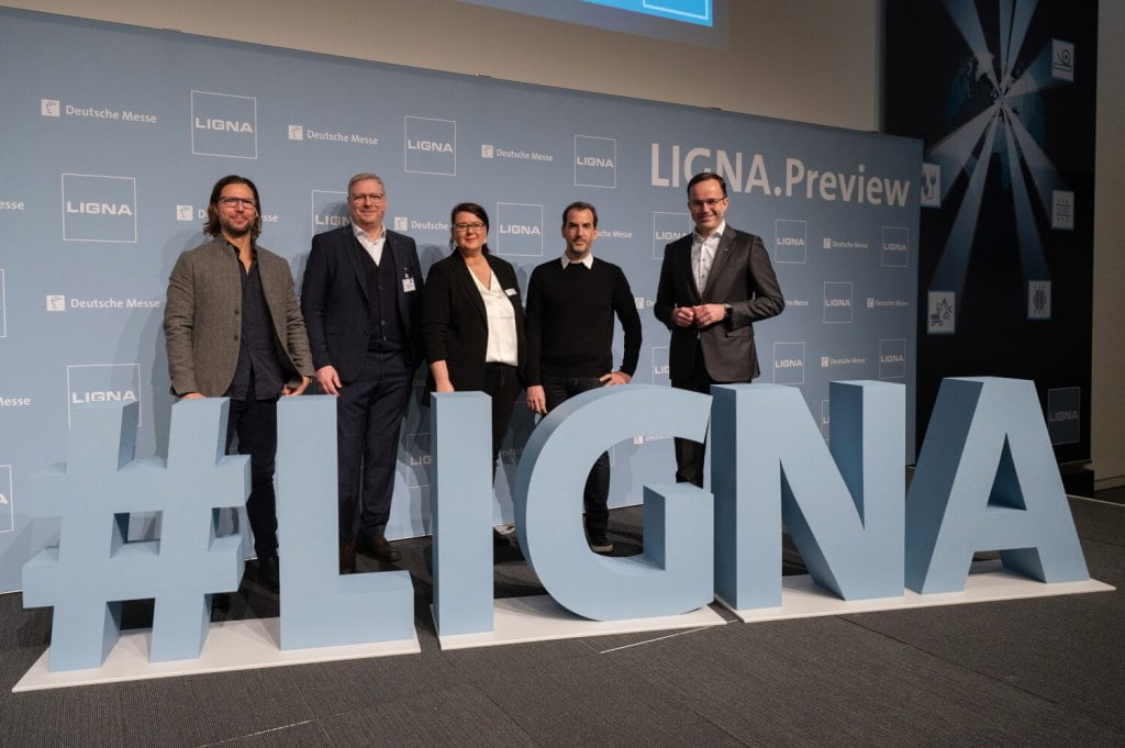 Targi LIGNA - zespół - miesięcznik i portal informacyjny branży meblarskiej biznes.meble.pl