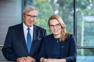 Maciej Formanowicz i Maria Florczuk - od września 2023 roku prezeska Fabryk Mebli FORTE.