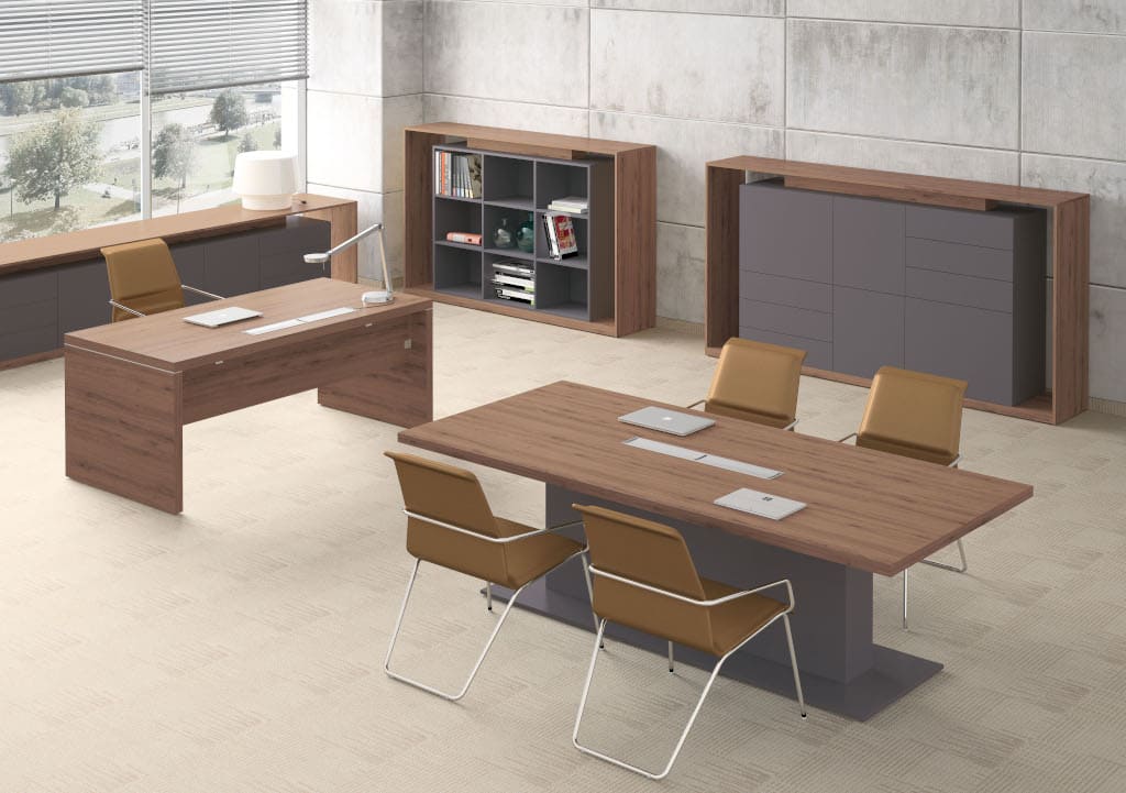 Nowością w ofercie firmy Mebelux jest system mebli gabinetowych „Avion”. Został on zaprojektowany przez Michała Biernackiego i Martę Dolnicką-Marchaj z katowickiej pracowni Code Design.