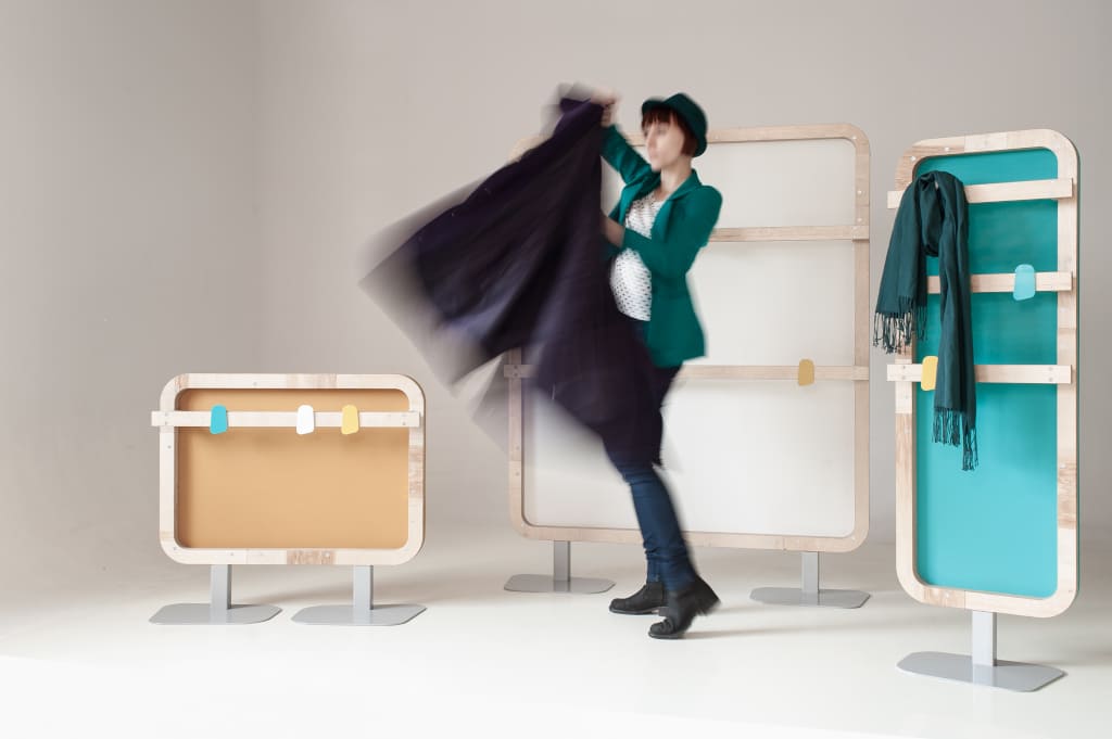 Puntem wyjściowym do stworzenia „Peekaboo!” zaprojektowanego przez Zofię Żadan była chęć stworzenia mebla do małego, często wynajmowanego mieszkania.