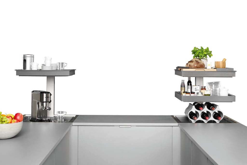 Z myślą o przestrzeni narożnej powstało rozwiązanie „Qanto” Ninka z dwoma lub trzema zasobnikami gwarantującymi maksymalne wykorzystanie przestrzeni.