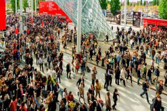 Salone Internazione del Mobile w Mediolanie to najważniejsze i najbardziej prestiżowe na świecie targi. Wbrew zapowiedziom, narodowe stoisko informacyjne nie pojawiło się na Fiera Milano.