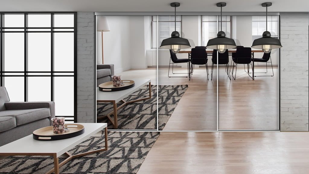 Firma Indeco, produkuje i dostarcza systemy oraz rozwiązania służące zabudowie wnęk i budowie szaf opartych o drzwi systemowe Indeco.