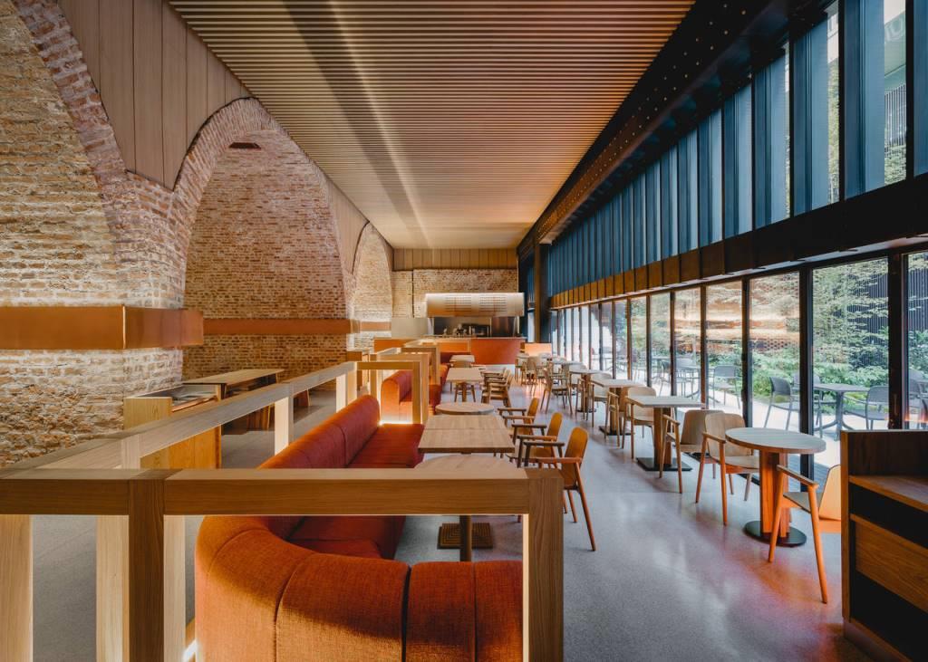 I nagrodę w kategorii wnętrze publiczne zdobyła pracownia NOKE Architekci:
Piotr Maciaszek, Karol Pasternak, Aleksandra Hyz, Michał Niedośpiał, Paulina Cziba, Justyna Puchalska i Marcin Cudnik.